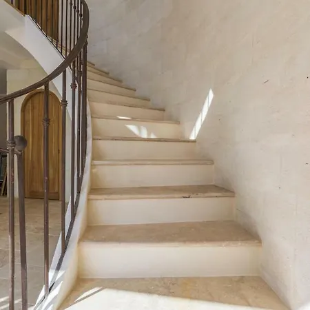 Villa La Grange Des Cimaises De Janvry *
